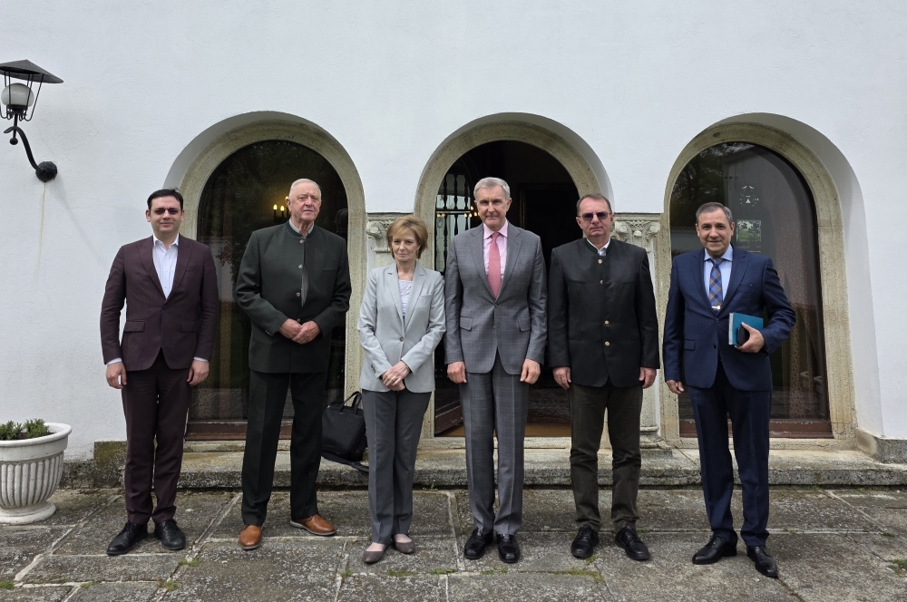 Casa Majestății Sale